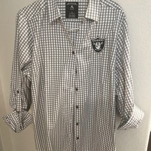 Woman’s xl Raiders flannel good condition